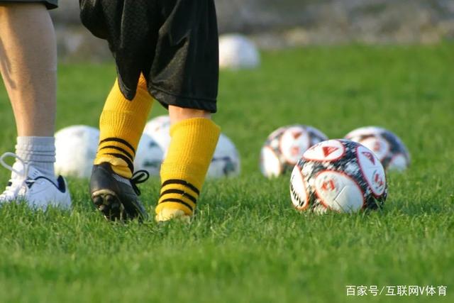 男篮惨败日本不到48小时！杜锋不与广东续约，苏群透露换帅方向！